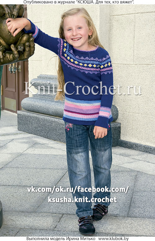 Пуловер реглан для девочки на рост 134-140 см, вязанный на спицах.
