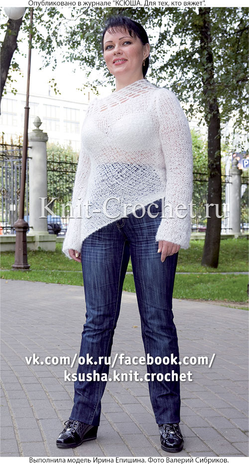Вязанный спицами женский пуловер с боковым скосом размера 46.