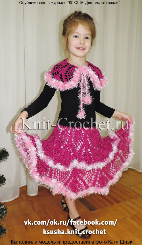 Платье «Новогоднее» для девочки, связанное крючком.