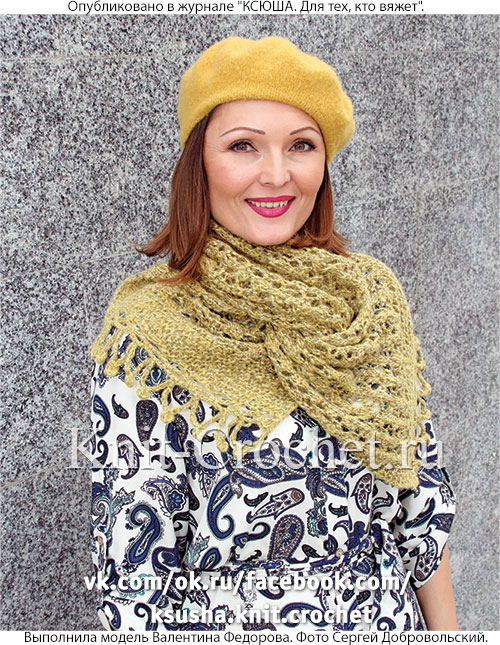 Ажурный шарф (35 х 165 см), связанный на спицах.