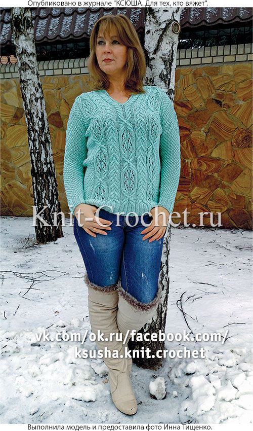 Женский пуловер с горловиной поло размера 44-46, связанный на спицах.